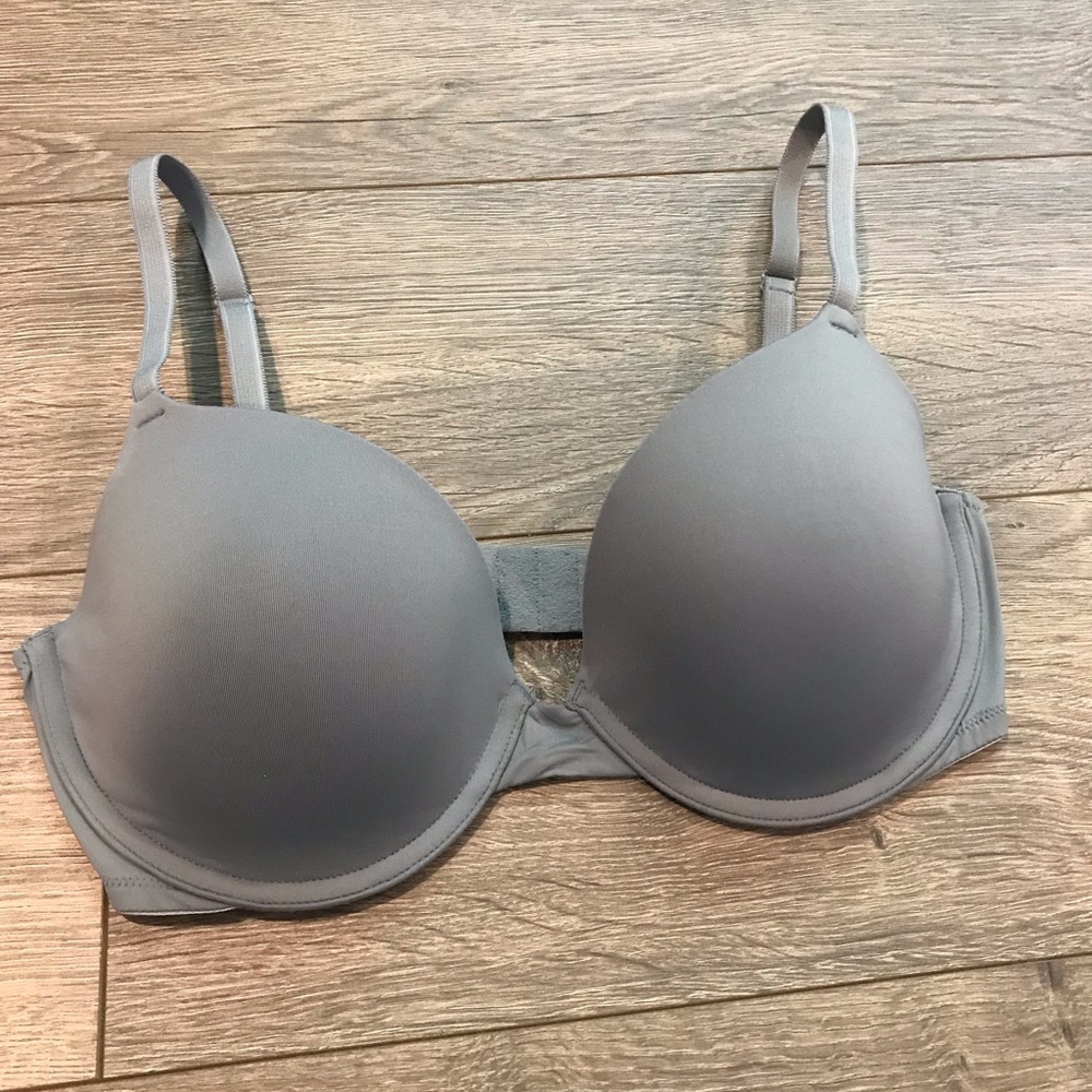 NWOT PINK Victoria’s Secret Bra